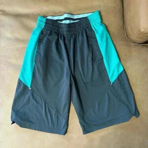 Nike Men’s Gray And Teal Dri Fit Shorts With Pockets Size Small
